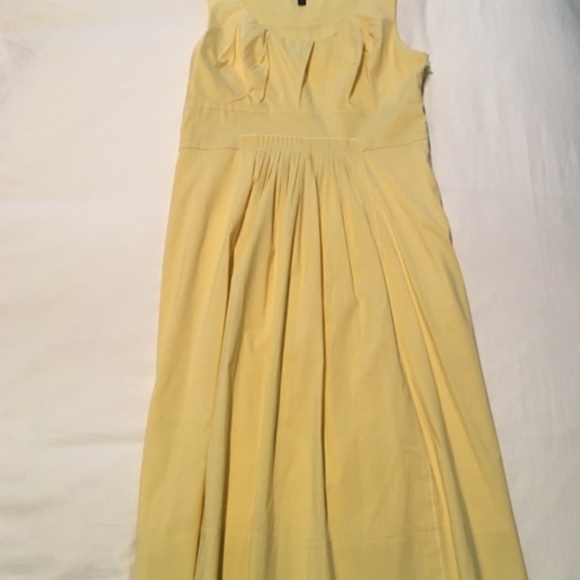 BCBG VTG Butter Yellow Sleeveless Cocktail Dress Size 0 - Picture 4 of 9